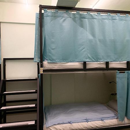 On My Way - Taipei Hostel Екстер'єр фото
