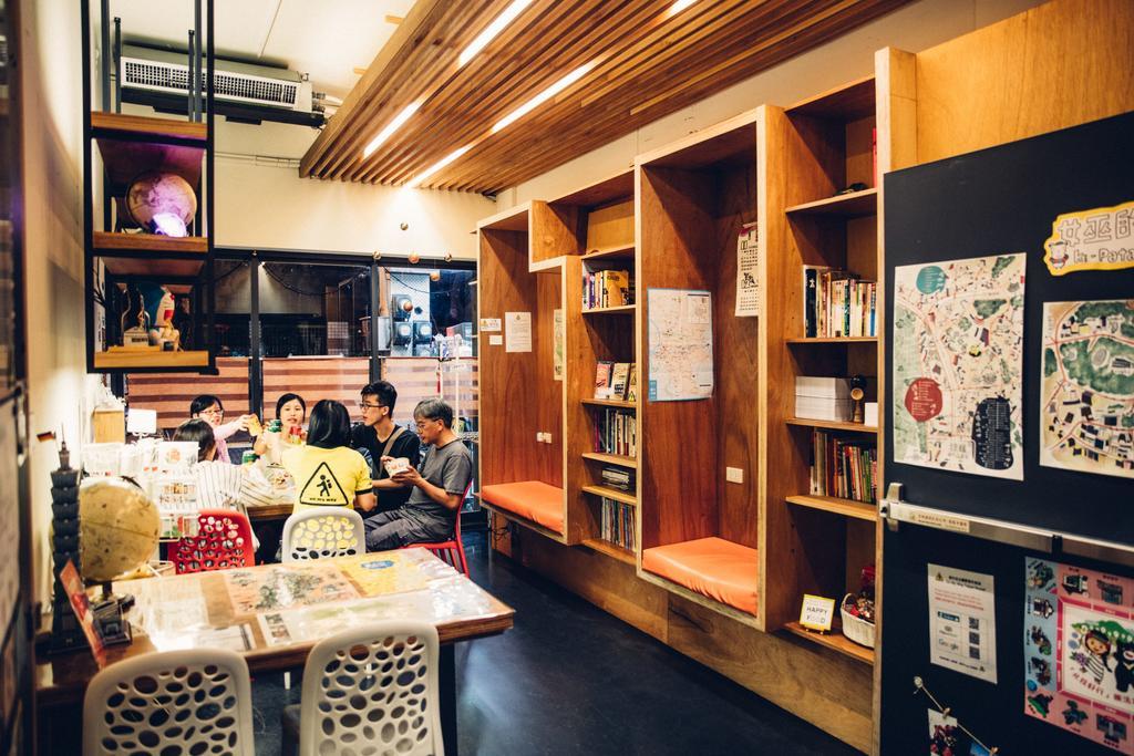 On My Way - Taipei Hostel Екстер'єр фото