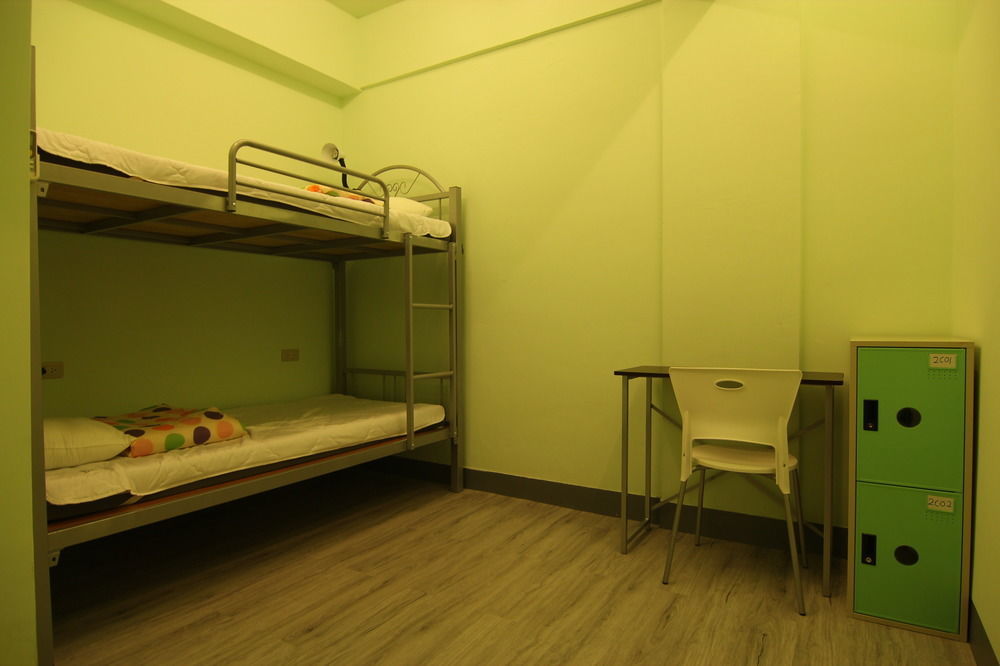 On My Way - Taipei Hostel Екстер'єр фото