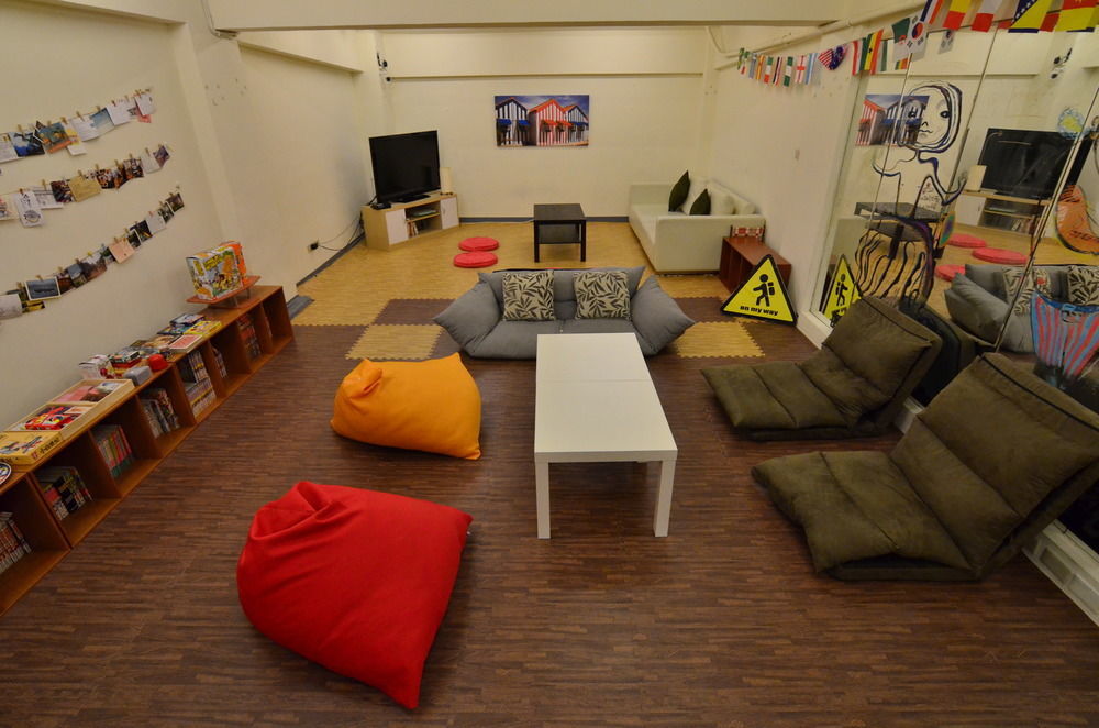 On My Way - Taipei Hostel Екстер'єр фото