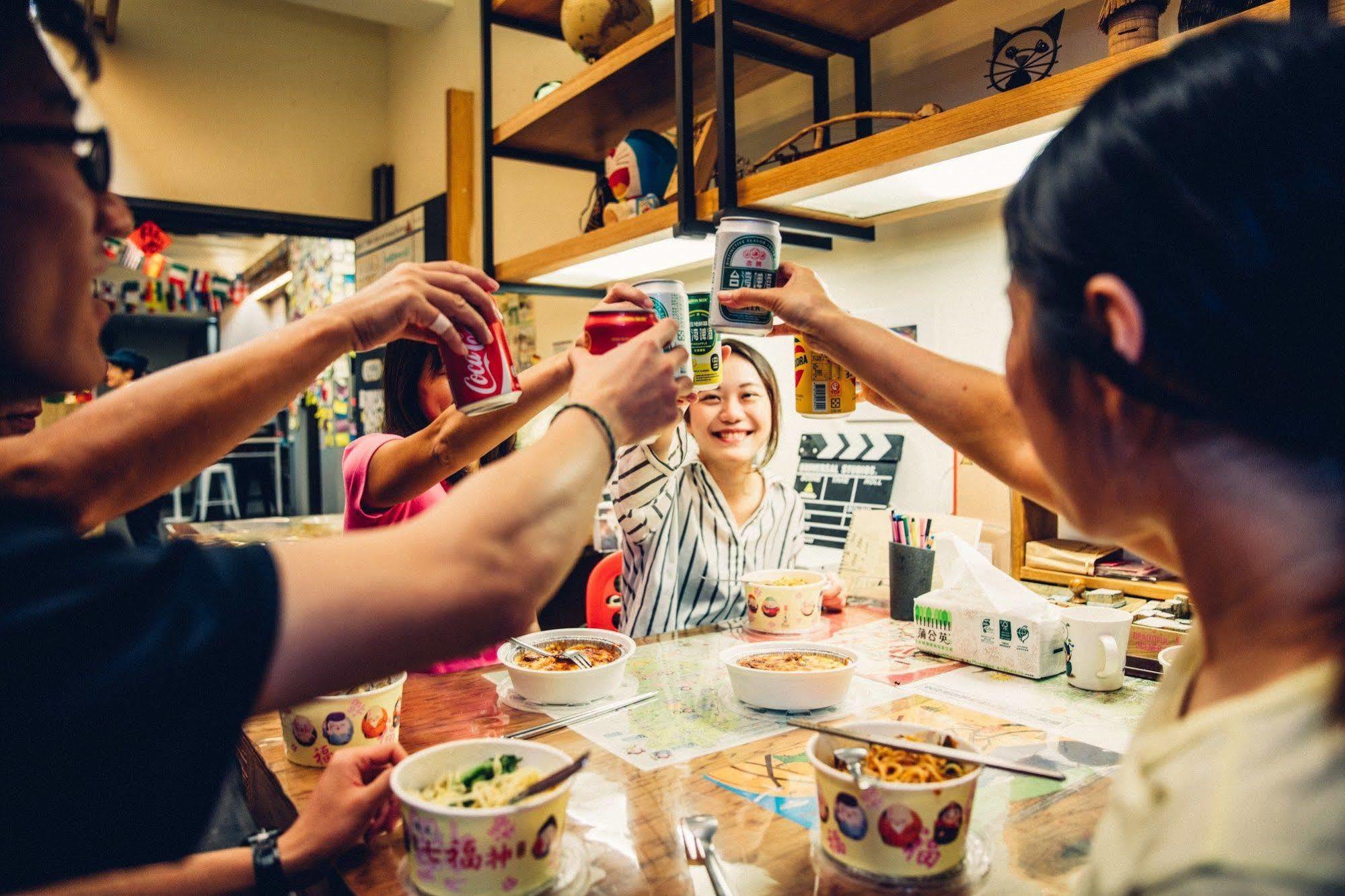 On My Way - Taipei Hostel Екстер'єр фото